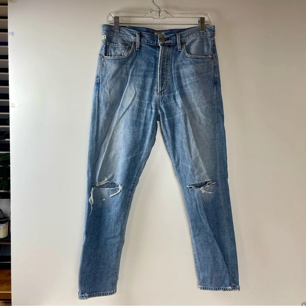 Citizens of Humanity Liya High Rise Classic Fit Crop in Torn, 28 - Picture 5 of 16
